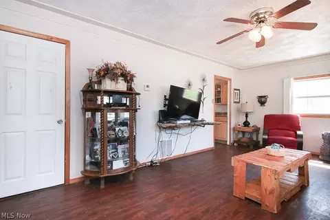 577 Hilliard Rd, Elyria, OH 44035 photo 5
