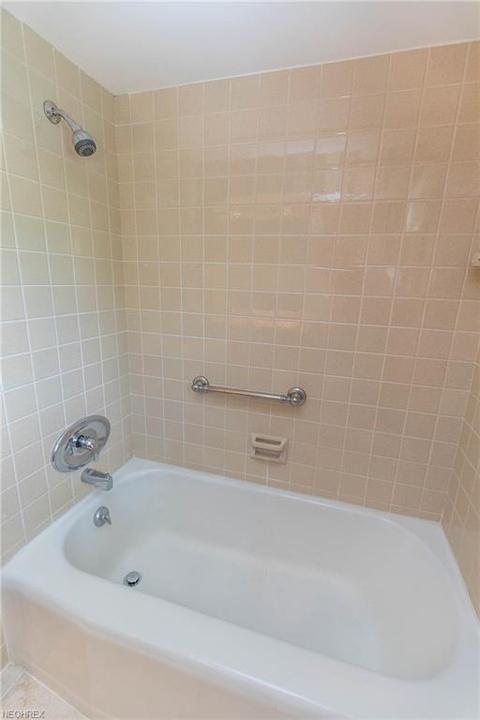 8253 Montello Rd, Independence, OH 44131 photo 18