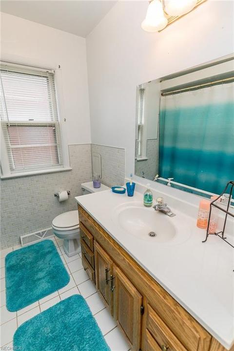 6311 Charles Ave, Parma, OH 44129 photo 13
