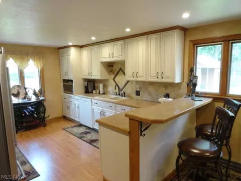 2211 Duncannon Ave NW, Canton, OH 44708 photo 3