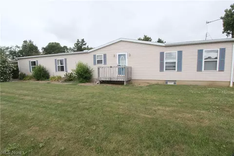 397 Hickory Run, Lagrange, OH 44050 photo 1