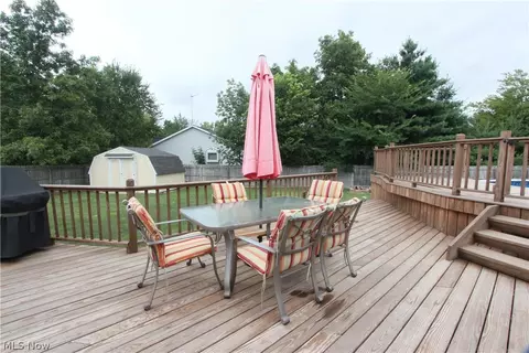 397 Hickory Run, Lagrange, OH 44050 photo 17