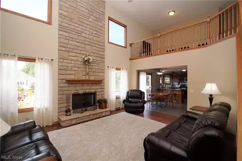 3701 Strawberry Hl, Rootstown, OH 44272 photo 2