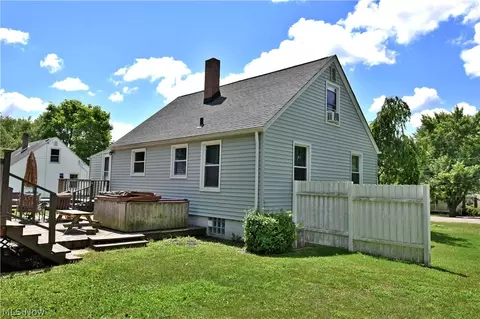 736 State Rd NW, Warren, OH 44483 photo 4
