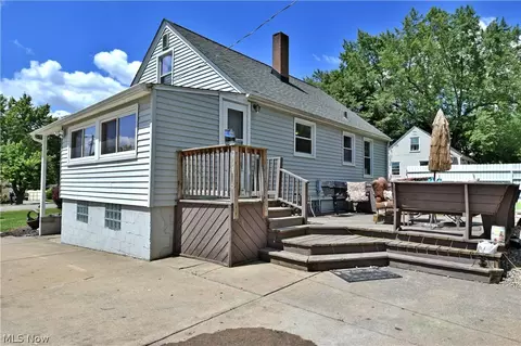 736 State Rd NW, Warren, OH 44483 photo 6