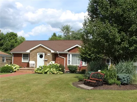 140 Poplar Ave NW, Canton, OH 44708 photo 1