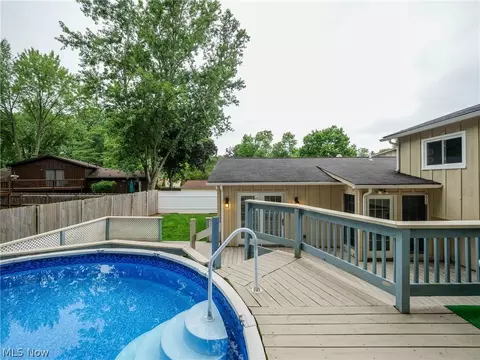 915 Howard St, Elyria, OH 44035 photo 30