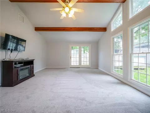 915 Howard St, Elyria, OH 44035 photo 15