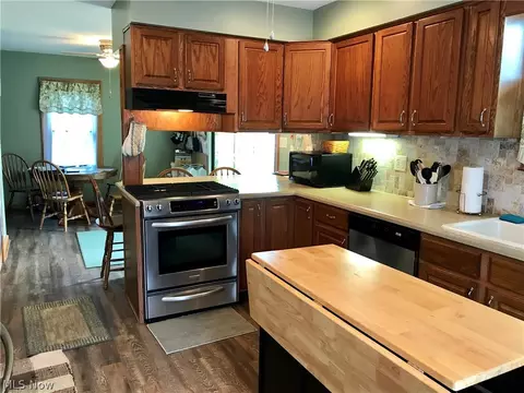 202 50th St SE, Canton, OH 44707 photo 9