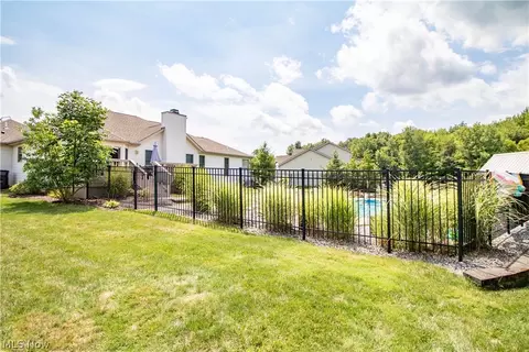 7119 Ruby Cts, Youngstown, OH 44515 photo 28