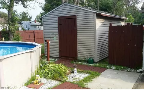 3120 Lincoln Dr, Ashtabula, OH 44004 photo 9