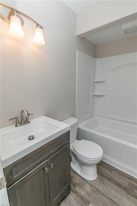 6620 Hillside Rd, Independence, OH 44131 photo 17