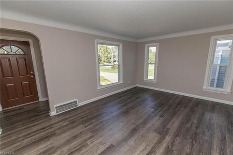 6620 Hillside Rd, Independence, OH 44131 photo 10