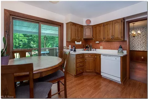 35010 Solon Rd, Solon, OH 44139 photo 5