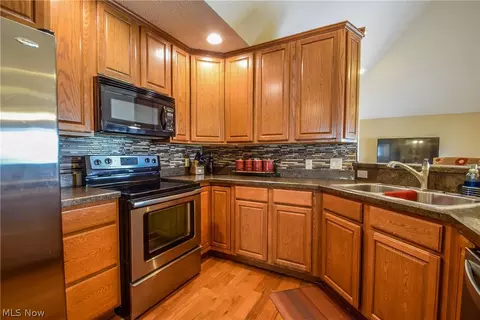 166 Granger Dr, Lagrange, OH 44050 photo 9