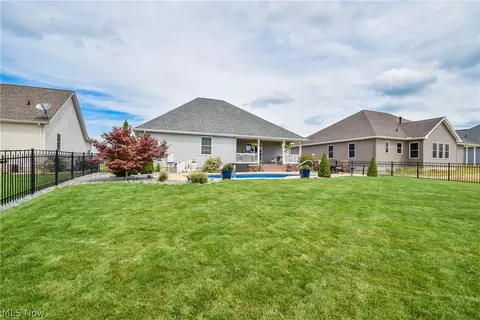 166 Granger Dr, Lagrange, OH 44050 photo 2
