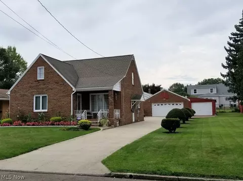 958 Iredell St, Akron, OH 44310 photo 1
