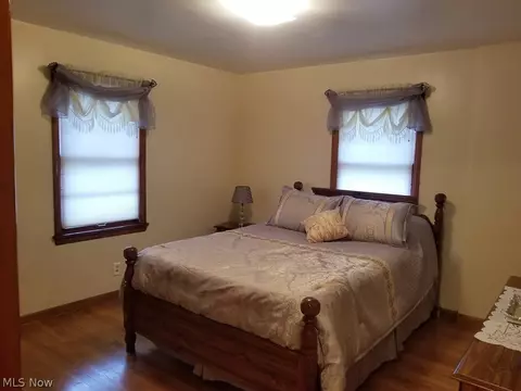 958 Iredell St, Akron, OH 44310 photo 7
