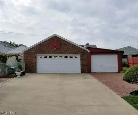958 Iredell St, Akron, OH 44310 photo 33