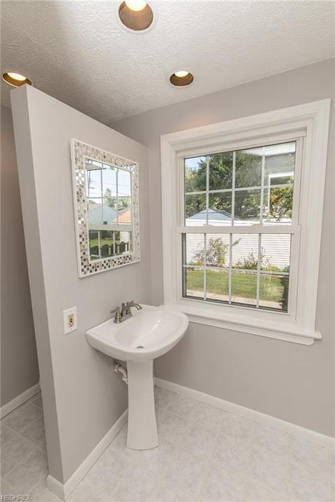 6303 Elmarge Dr, Independence, OH 44131 photo 16