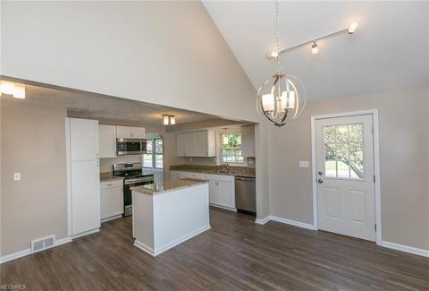 6303 Elmarge Dr, Independence, OH 44131 photo 11