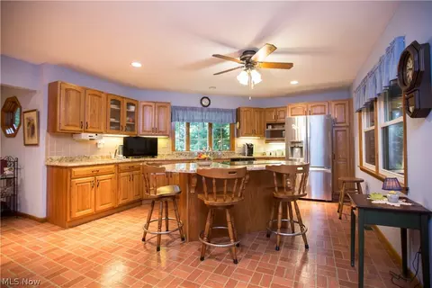 2005 Maple Rd, Stow, OH 44224 photo 14