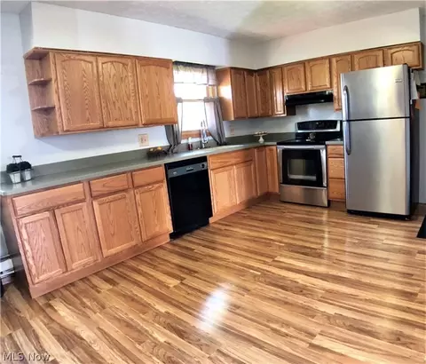 8025 Oberlin Rd, Elyria, OH 44035 photo 8