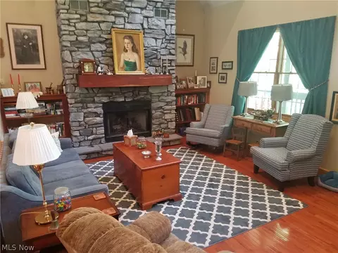 409 Easton Rd, Creston, OH 44217 photo 9