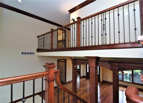 3799 Meadowvale Dr, Akron, OH 44333 photo 19