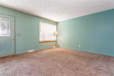 712 Georgetown Ave, Elyria, OH 44035 photo 3