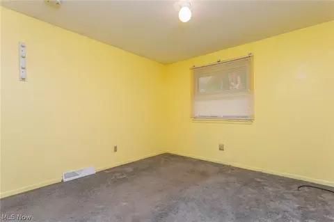 712 Georgetown Ave, Elyria, OH 44035 photo 13