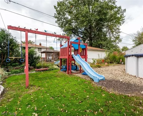 712 Georgetown Ave, Elyria, OH 44035 photo 21