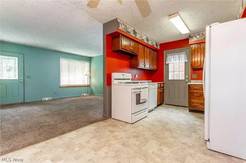 712 Georgetown Ave, Elyria, OH 44035 photo 6