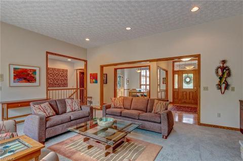 6550 Wooded View Dr, Hudson, OH 44236 photo 5