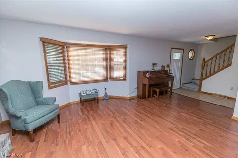 7588 Ridge Rd, Parma, OH 44129 photo 3