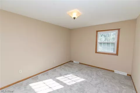 7588 Ridge Rd, Parma, OH 44129 photo 19