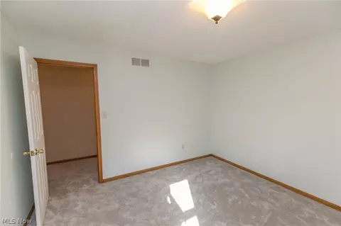 7588 Ridge Rd, Parma, OH 44129 photo 23