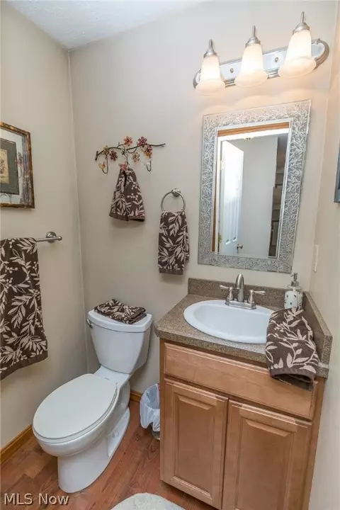 7588 Ridge Rd, Parma, OH 44129 photo 14