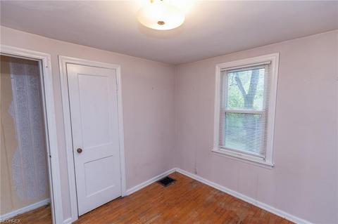 2942 Regent Dr, Akron, OH 44319 photo 19