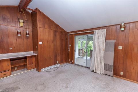 2942 Regent Dr, Akron, OH 44319 photo 6