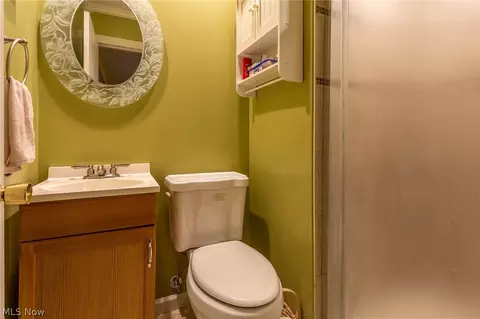 7410 Wake Robin Dr, Parma, OH 44130 photo 16