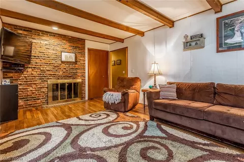7410 Wake Robin Dr, Parma, OH 44130 photo 7