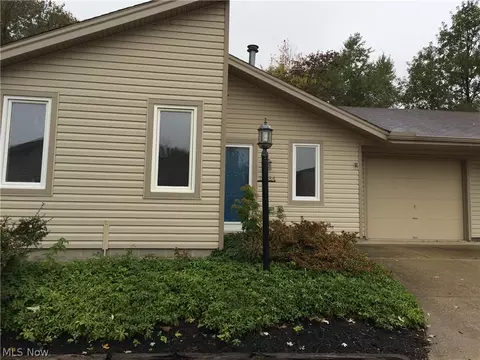10084 Hideaway Cv, Aurora, OH 44202 photo 1