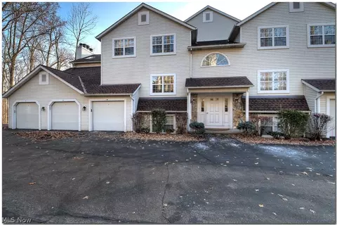 1193 W River Rd N #A2, Elyria, OH 44035 photo 1