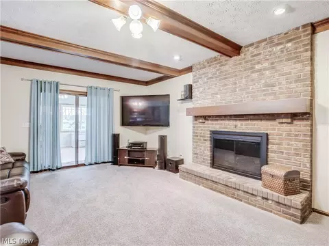 1505 William Cir, Parma, OH 44134 photo 11