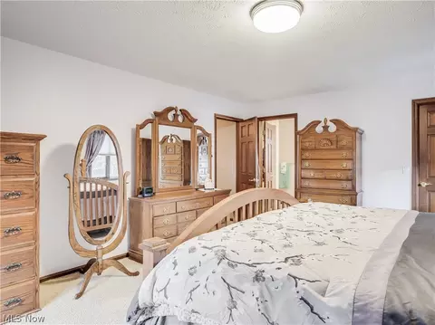 1505 William Cir, Parma, OH 44134 photo 17