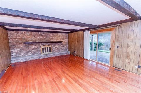 6967 Carol Dr, Independence, OH 44131 photo 13