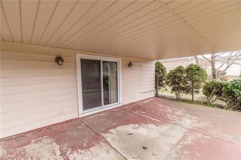 6967 Carol Dr, Independence, OH 44131 photo 29