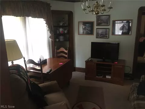 5255 Arch St, Maple Heights, OH 44137 photo 7