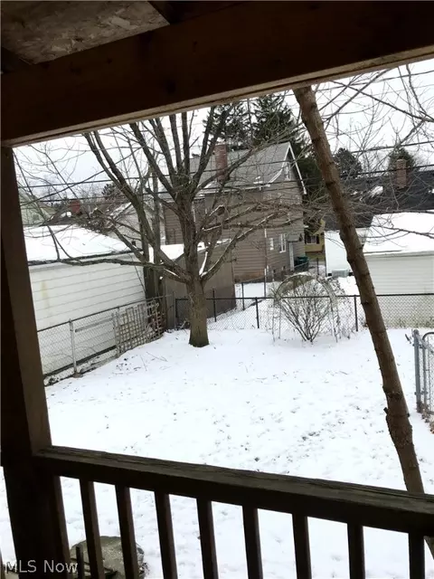 5255 Arch St, Maple Heights, OH 44137 photo 17